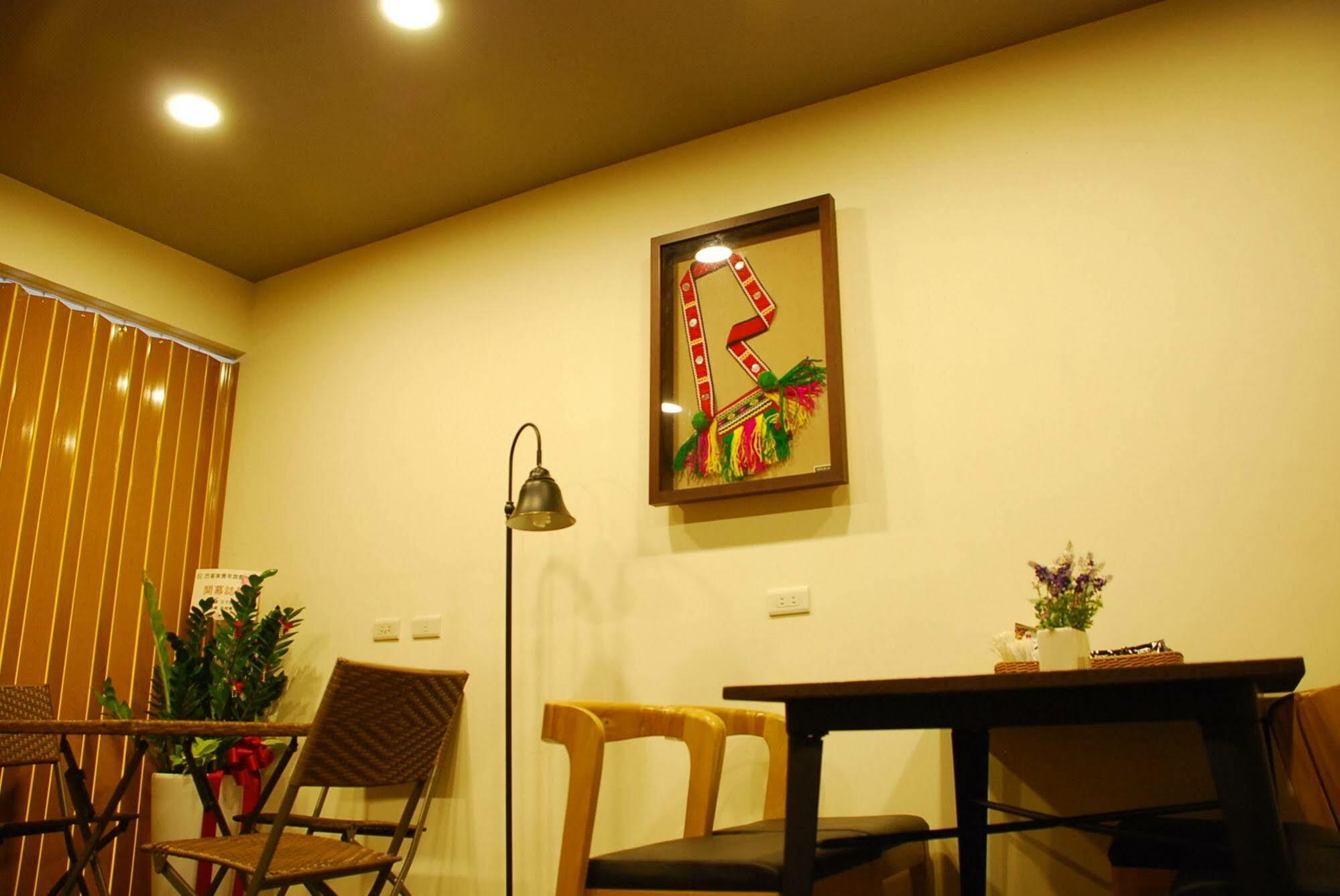 Taipei Livepal Hostel Exterior foto